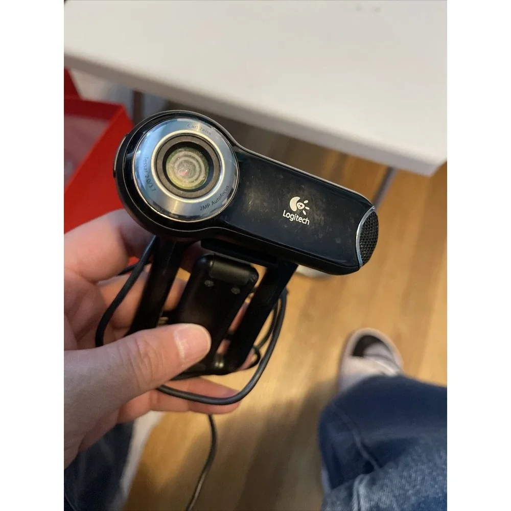 Logitech QuickCam Pro 9000 HD USB Webcam V-UBM46 Carl Zeiss 2MP Autofocus (13)